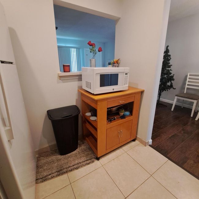 70 Easthampton C, Condo with 1 bedrooms, 1 bathrooms and null parking in West Palm Beach FL | Image 12