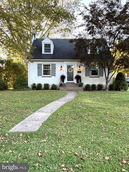 631 S Chubb Dr, DOYLESTOWN, PA, 18901-4546 | Card Image