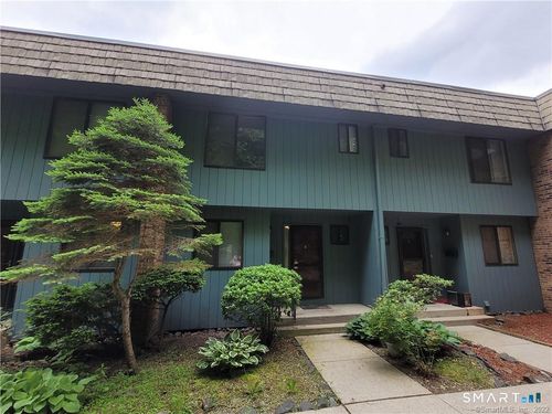 9-9 Debra Ct, Cromwell, CT, 06416-1827 | Card Image