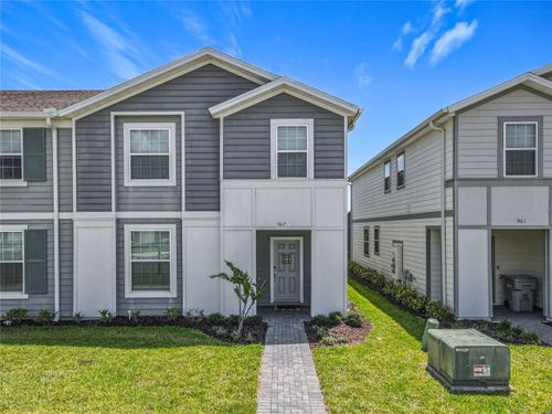 967 Paradise Dr, Davenport, FL, 33897 | Card Image