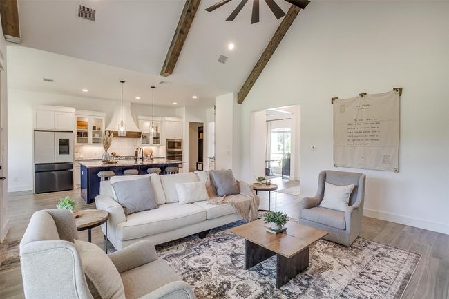 635 Winkler Way, House other with 3 bedrooms, 2 bathrooms and null parking in Springtown TX | Image 11