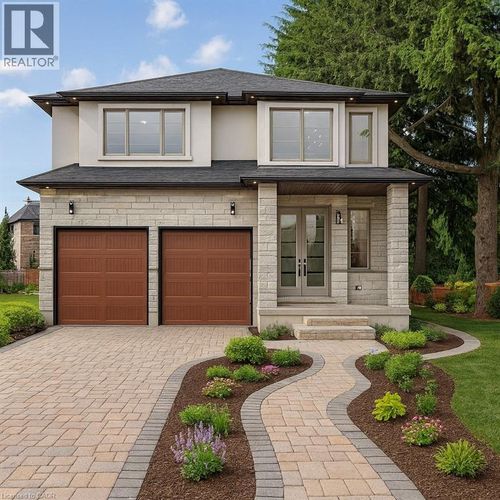 386 Southcote Rd, Ancaster, ON, L9G2W3 | Card Image