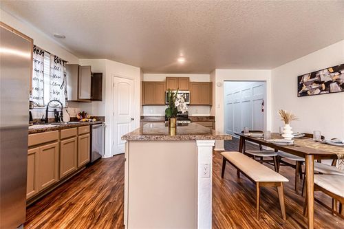 3240 Mission Riv, San Antonio, TX, 78245-4013 | Card Image
