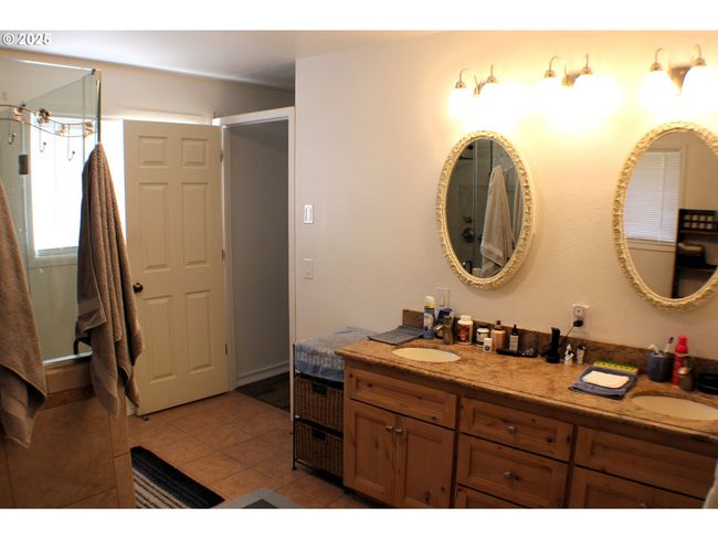 497 Wood Crest Dr, House other with 3 bedrooms, 3 bathrooms and 2 parking in Myrtle Creek OR | Image 13