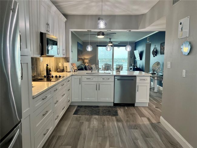 Kitchen | Image 15