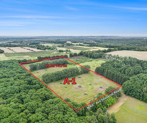 19.19 A N 40th Ave, Mears, MI, 49436 | Card Image