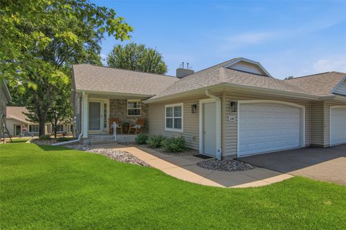 4205 E Hamilton Ave, Eau Claire, WI, 54701-8272 | Card Image
