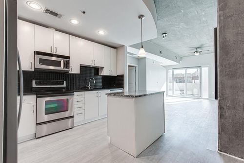 apt-216-250 Pharr Rd Ne, Atlanta, GA, 30305-2271 | Card Image