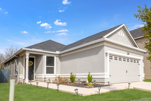 1919 Overlook Knl, San Antonio, TX, 78245-4261 | Card Image