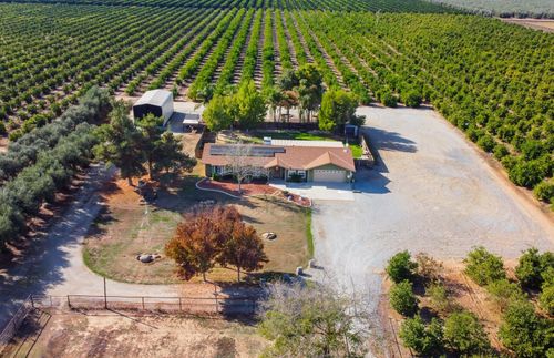 36705 Road 144, Visalia, CA, 93292-9571 | Card Image