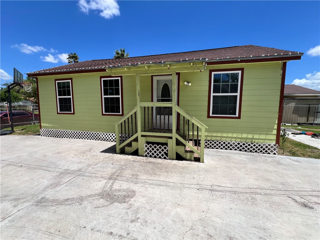 Dakota St, Robstown, TX 78380