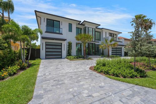 948 Banyan Dr, Delray Beach, FL, 33483-4916 | Card Image