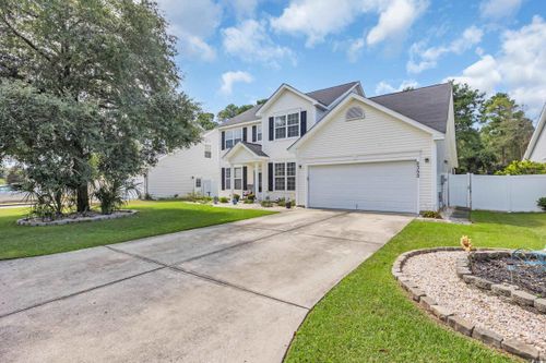 2352 Seneca Ridge Dr, Myrtle Beach, SC, 29579-4188 | Card Image