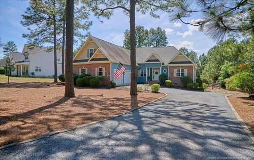 122 Smathers Dr, West End, NC, 27376 | Card Image