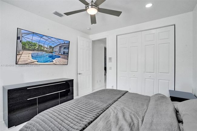 10457 Laurel Rd, House other with 6 bedrooms, 6 bathrooms and null parking in Davie FL | Image 36