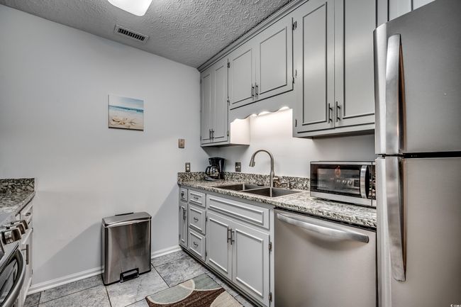 B7 - 618 N Waccamaw Dr, Condo with 2 bedrooms, 2 bathrooms and null parking in Murrells Inlet SC | Image 12