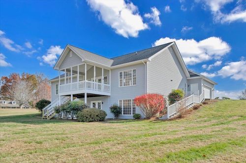 28 Queen Mothers Ct, Wirtz, VA, 24184-3776 | Card Image