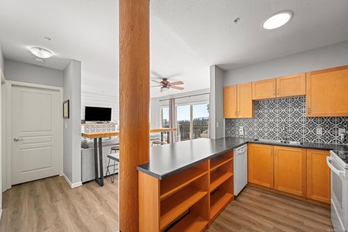 111-1280 Alpine St, Comox, BC, V9M1G1 | Card Image