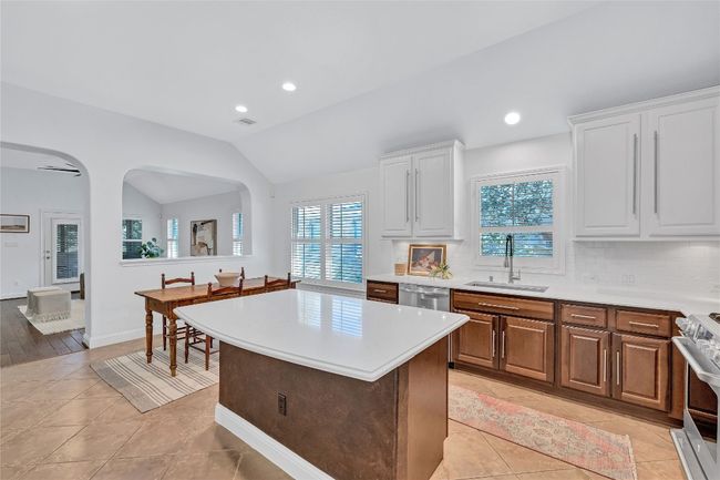 11413 Cherisse Dr, House other with 3 bedrooms, 2 bathrooms and 2 parking in Austin TX | Image 7