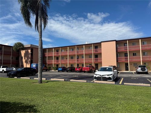 b219-4186 Heron Way, BRADENTON, FL, 34205-5065 | Card Image