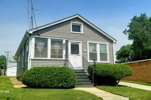 957 Mason Ave, Aurora, IL, 60506-5904 | Card Image