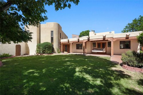 865 Los Pueblos, Los Alamos, NM, 87544 | Card Image