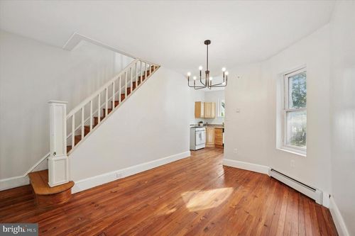 610 Martin St, PHILADELPHIA, PA, 19128-1621 | Card Image