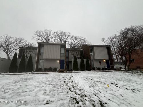 5123 Regency Dr, Toledo, OH, 43615-2946 | Card Image