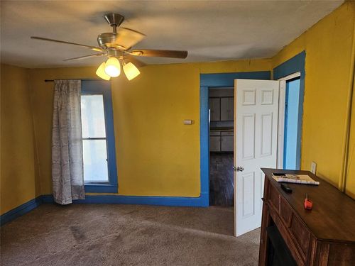 1106 S 11th St, Frederick, OK, 73542-7006 | Card Image