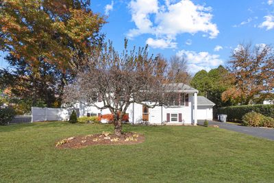 25 Woodside Lane, House other with 3 bedrooms, 2 bathrooms and null parking in Plainville CT | Image 2