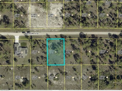 862 Arogon St E, Lehigh Acres, FL, 33974-7511 | Card Image