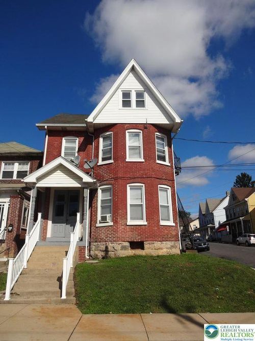 apt-1-801 Bushkill St, EASTON, PA, 18042-3328 | Card Image