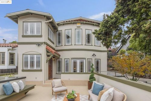 235 Sunnyside Ave, Piedmont, CA, 94611-4455 | Card Image