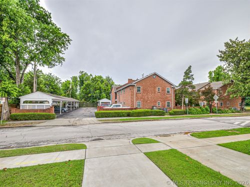 12-3701 Riverside Dr, Tulsa, OK, 74105-3060 | Card Image