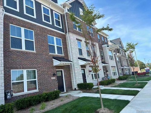 43176 Atwood Ave, Novi, MI, 48375-4531 | Card Image