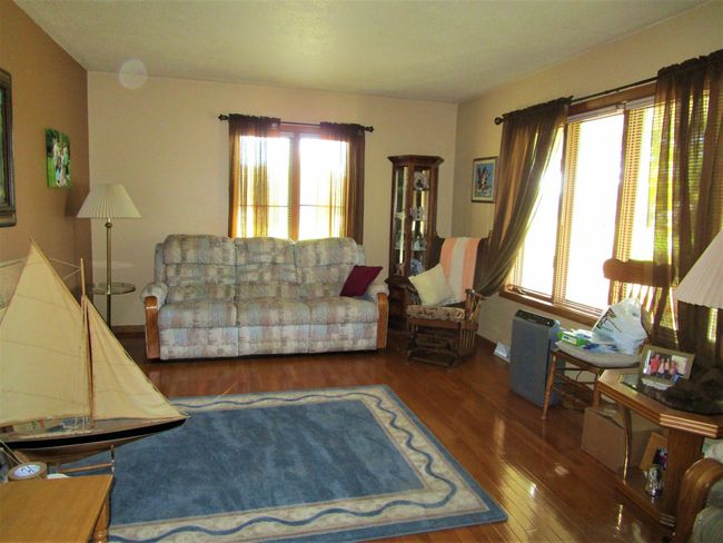 Living Room With Hardwood Floor | Image 38