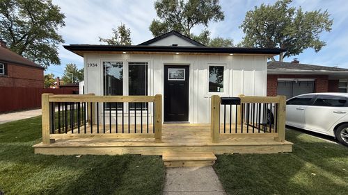 1934 20th Ave, Maywood, IL, 60153-2948 | Card Image