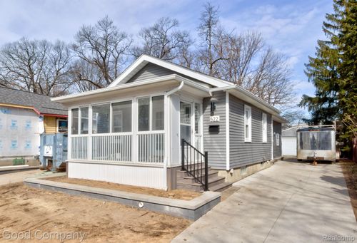 522 W Hazelhurst St, Ferndale, MI, 48220-1859 | Card Image