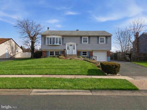 403 Byron Rd, Warminster, PA, 18974-2903 | Card Image