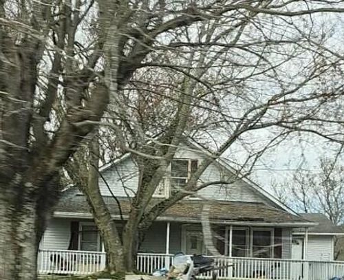 6716 Highway 490, East Bernstadt, KY, 40729-7145 | Card Image