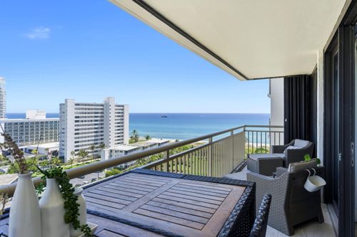 1207-3400 N Ocean Dr, Riviera Beach, FL, 33404-3220 | Card Image