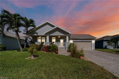 8632 Lake Front Ct, PUNTA GORDA, FL, 33950-7420 | Card Image