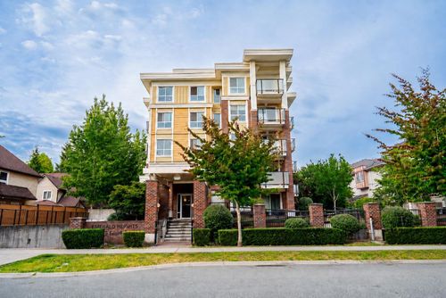 313-13883 Laurel Dr, Surrey, BC, V3T1A8 | Card Image