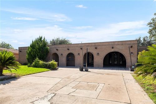 1001 N 27th Street, McAllen, TX, 78501 | Card Image