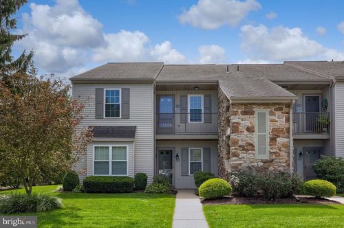 232 Greenview Dr, LANCASTER, PA, 17601-4997 | Card Image