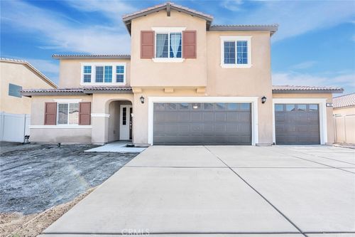 740 Burt St, San Jacinto, CA, 92583-3665 | Card Image