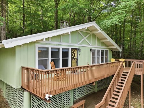 242 Charter Hills Rd, Beech Mountain, NC, 28604-8040 | Card Image