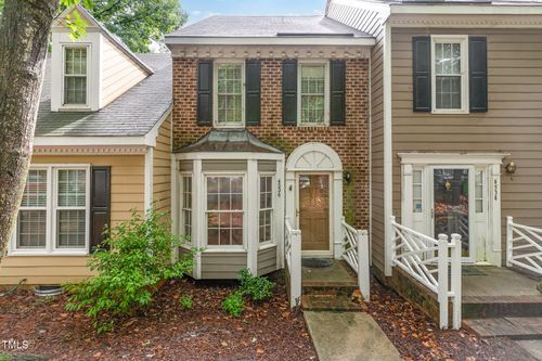 4536 Hamptonshire Dr, Raleigh, NC, 27613-3825 | Card Image