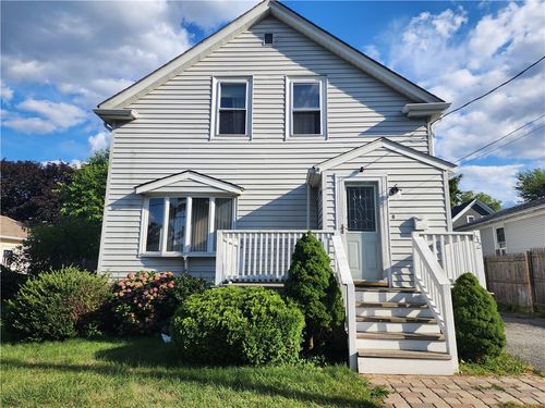132 Hobson Ave, Pawtucket, RI, 02860-2420 | Card Image