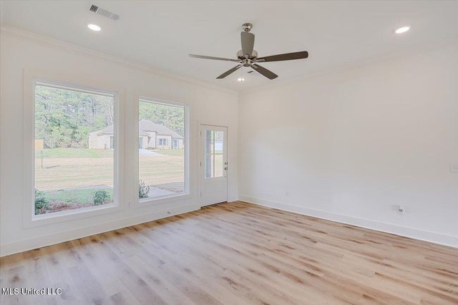 09-207 Dolly Lane | Image 6